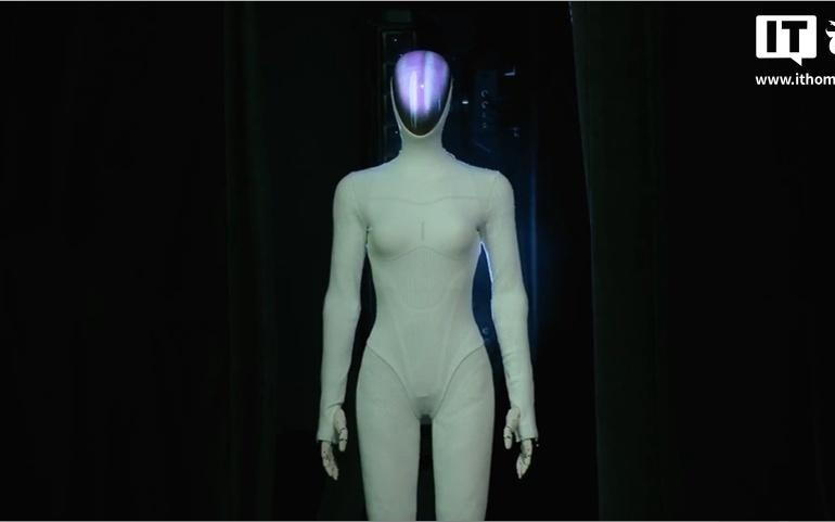 何小鹏：人形机器人量产挑战仍多，明年预计先在自家门店园区测试