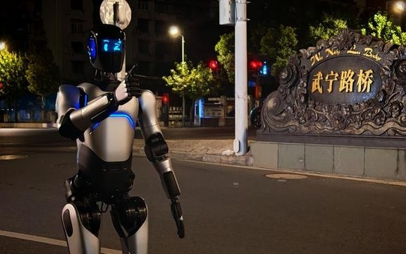 智元人形机器人完成百公里跨省行走，它还想实现两个目标