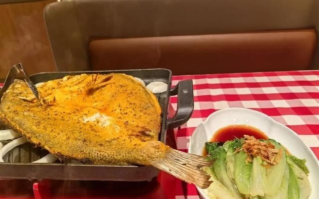 一分钟在线人数破10万！罗永浩开播谈西贝，称其公关团队特别不专业