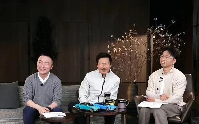 雷军再回应“1300公里只充一次电”争议