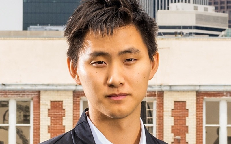 小扎“亿元俱乐部”刚组就被拆！千人AI团队面临裁员，高管也得走