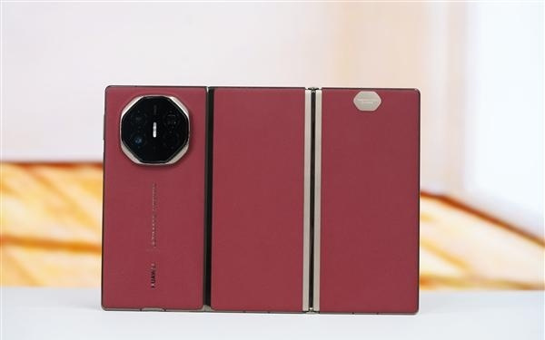 上市还没半年！三星三折叠屏手机面临退市 友商跟华为差距太远