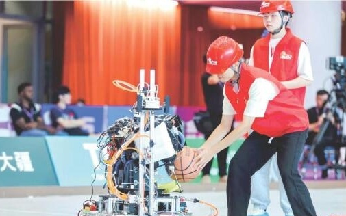 “All in AI” 龙岗让智能未来在城区肌理中生长
