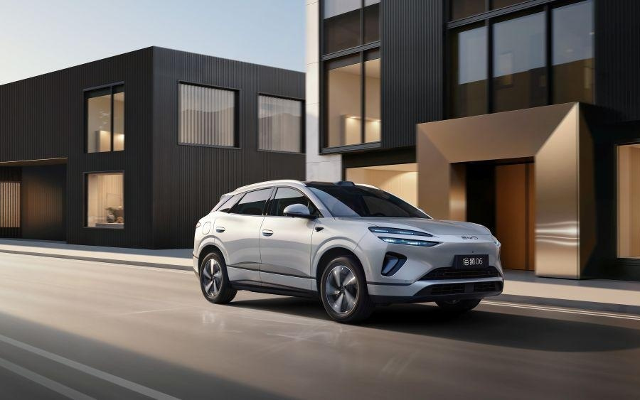 15.99万元起！比亚迪2026款海狮06 EV上市，闪充、天神之眼都上车了