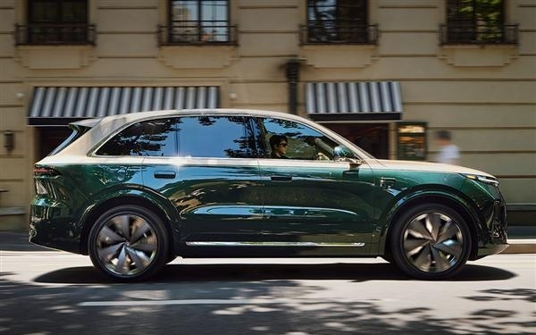 理想L8定位为何要改成五座SUV 官方:让五座用户体验看齐9系旗舰