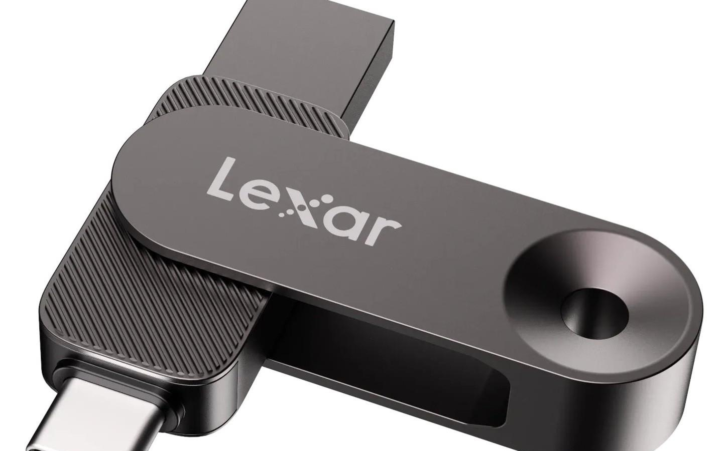 雷克沙推出JumpDrive D500双接口高速固态U盘，至高400MB/s