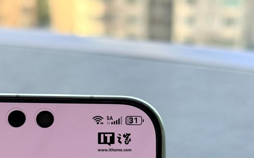 华为Mate 80 RS非凡大师国行版实测境外可添加超2张eSIM卡