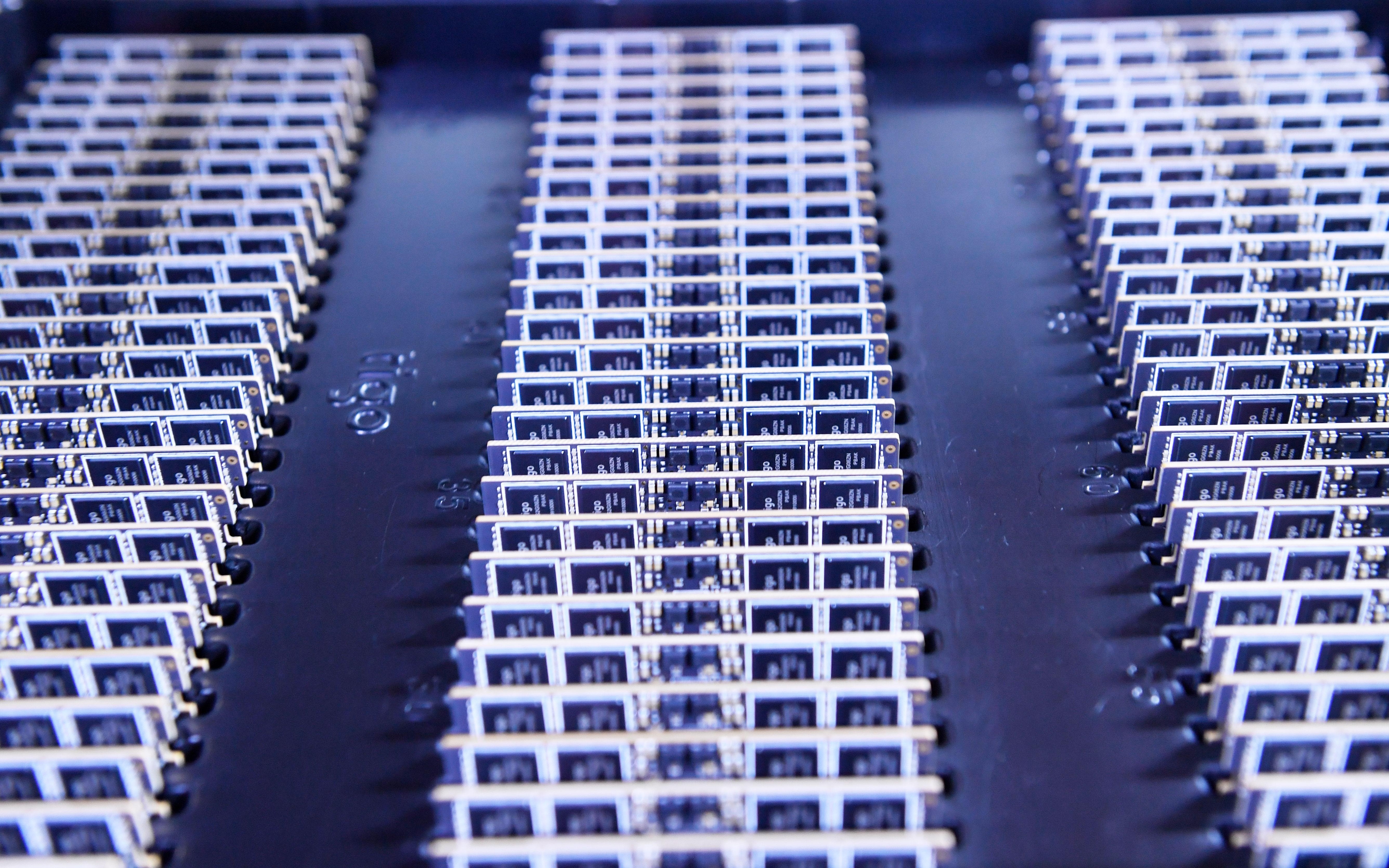 热点追踪 | 价格飙升！内存条何以成“抢手货”？