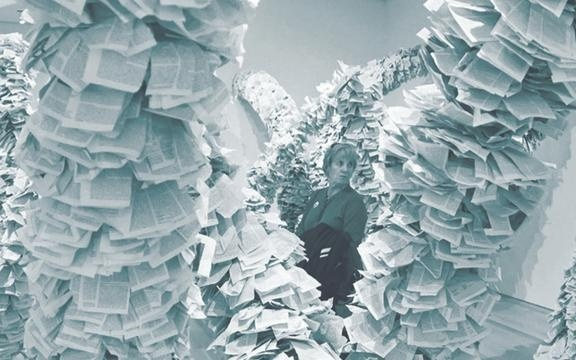 你多久没碰过百科全书了？AI 时代，它真的没用了吗