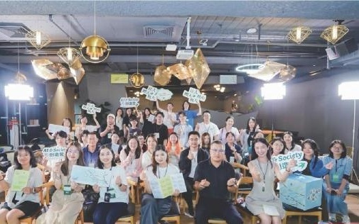 “AI职场谈判助手”帮个人职业转型