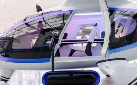 广汽加注飞行汽车，多车企布局，低空出行落地加速