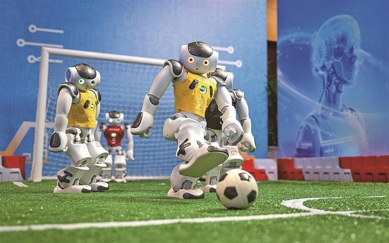 多款人形机器人亮相