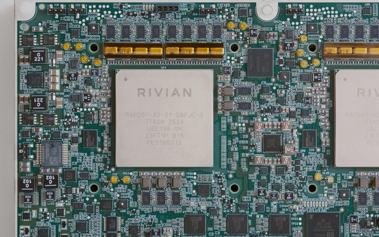 Rivian发布自研智驾处理器RAP1：双芯模块IN8稀疏1600 TOPS