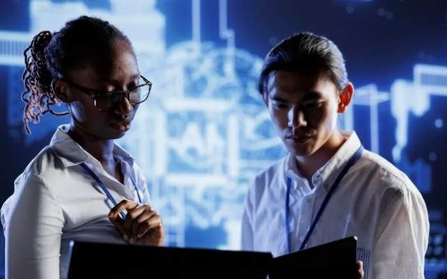 又是量化基金，第二个DeepSeek时刻到来了？