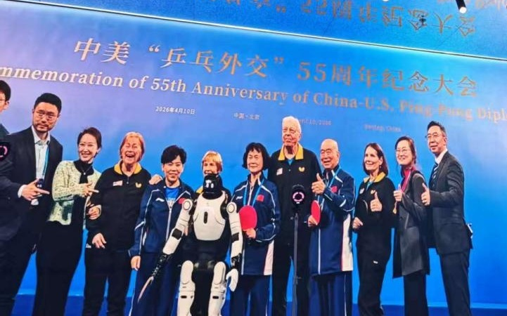 与邓亚萍对打不落下风，人形机器人全自主打乒乓，30厘米范围命中率91%