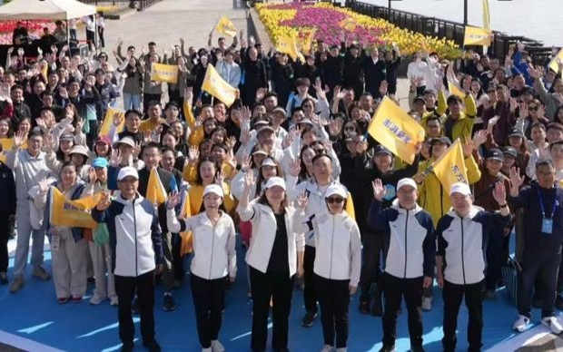 AI时代，新闻这行还值不值得干？我从他们那里听到了答案