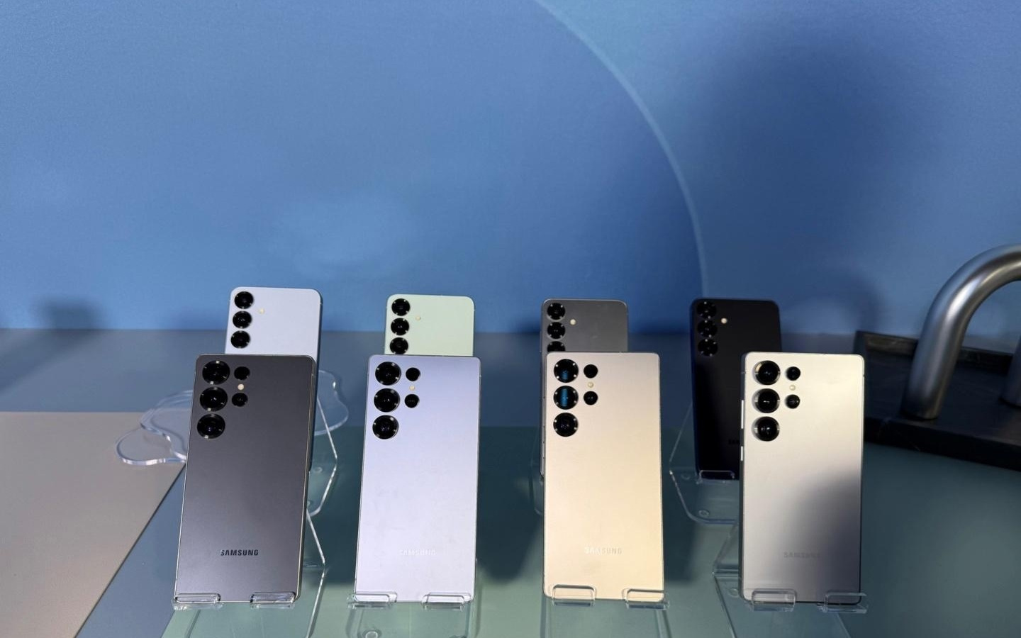 三星Galaxy S26 Ultra屏幕尺寸或继续微增0.03英寸，至6.89英寸