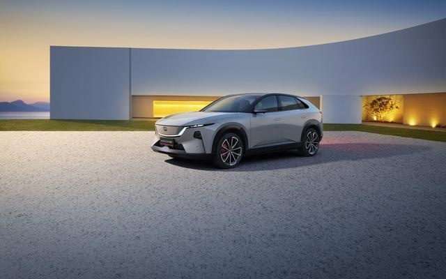 抬头显示(HUD)首创“3D立牌指引” 合资车企智能化转型不再只当跟随者