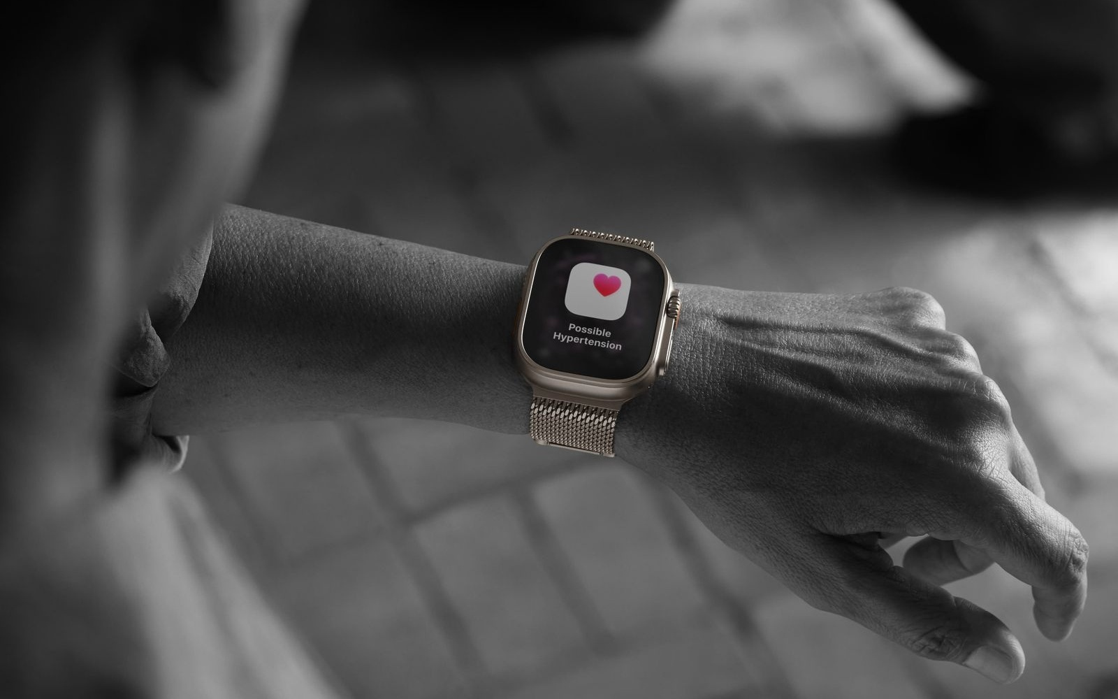 国行Apple Watch Series 11、Ultra 3手表无缘快充、高血压通知