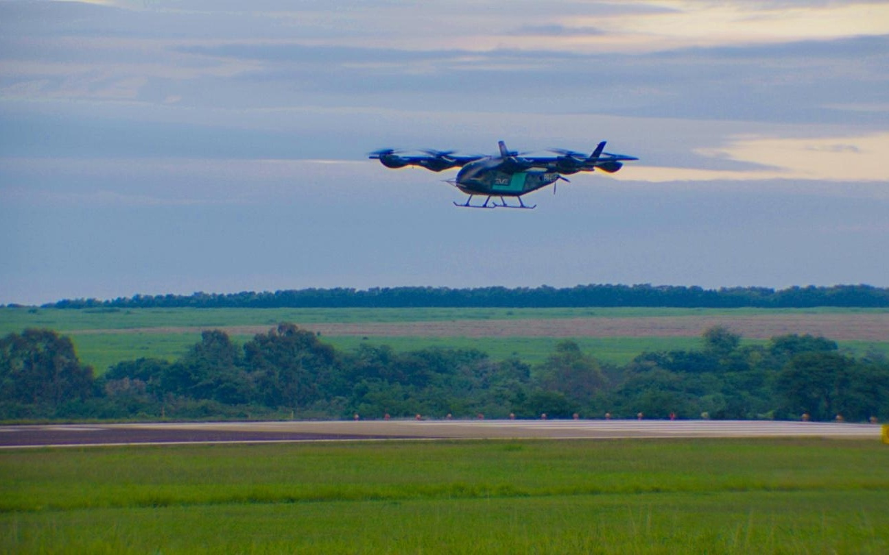 巴西企业Eve成功完成全尺寸eVTOL飞行汽车原型机首次试飞