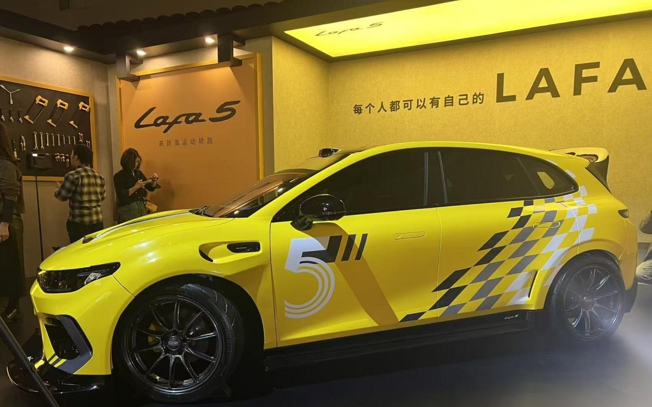 共创+改装，零跑正在塑造电动化时代的“新飞度”？