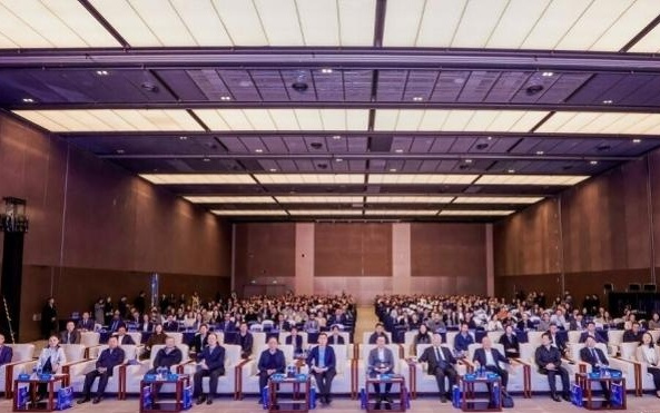 灵石AI数字员工，亮相粤港澳楼宇经济大会