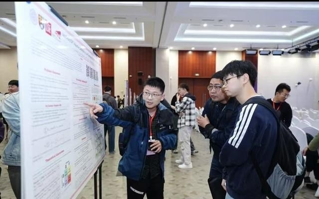 追问机理，提升能力，FAIC 2026人工智能基础大会在上海财经大学举办