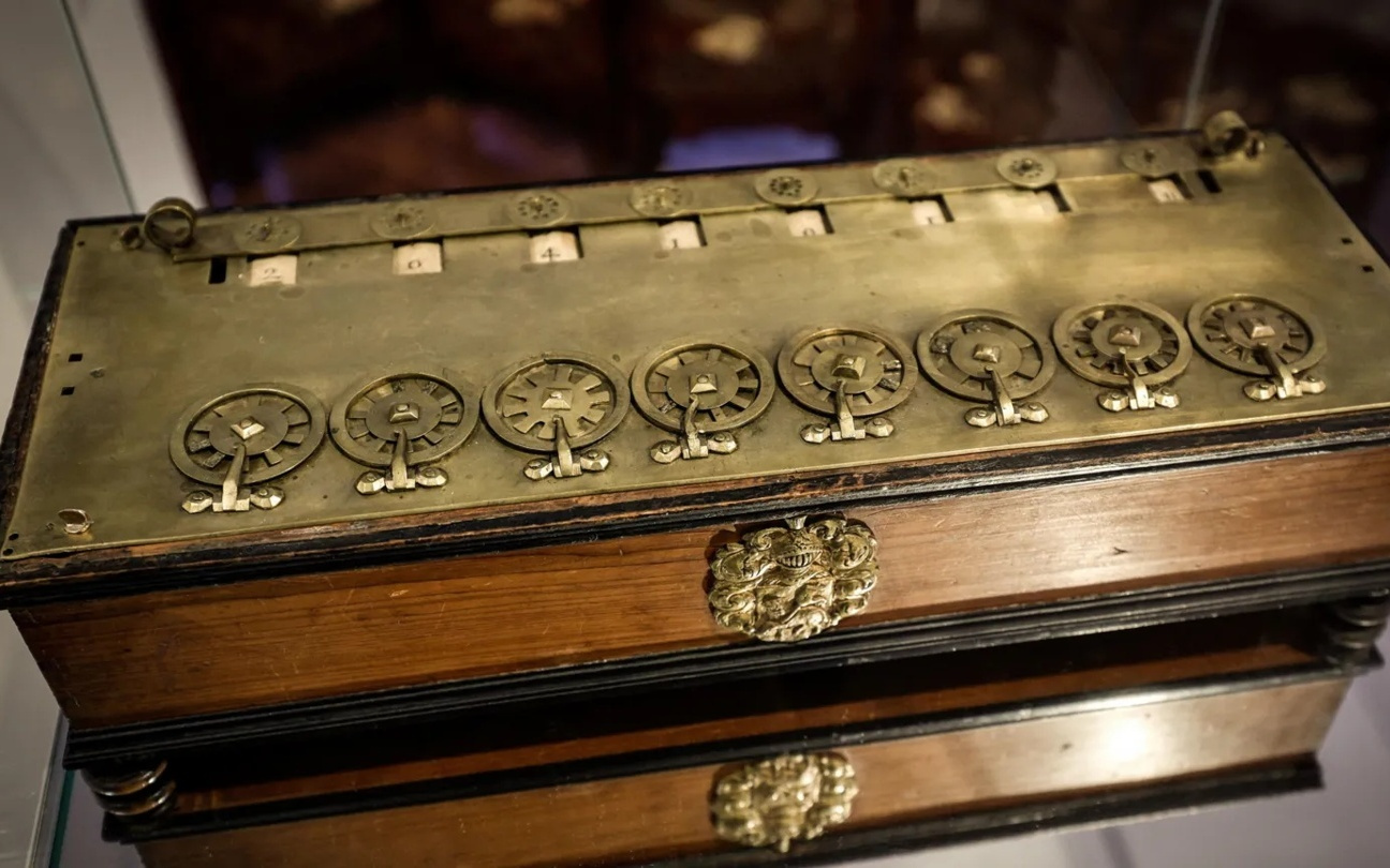 价值数百万欧元帕斯卡计算器，拍卖为何被法国法院叫停？