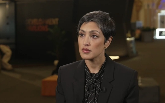 當AI學會“諂媚”，如何打破技術“幻覺”？專訪美國前AI科學特使