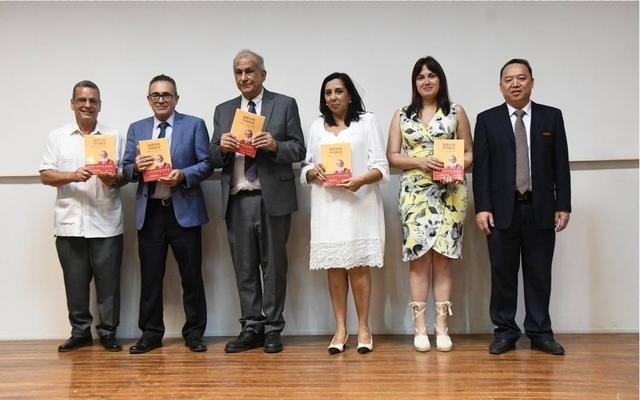 这位75岁古巴科学家 用科学架起中古友谊桥梁