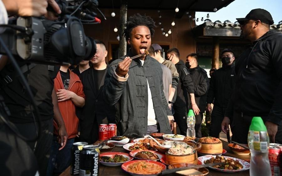 外国网友集体“种草”中国，来看今年10个关键词｜新民侨梁