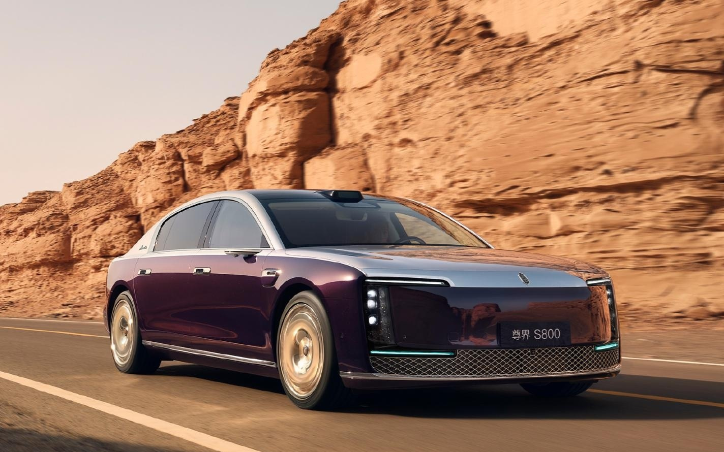 消息称鸿蒙智行问界M6汽车将搭载华为乾崑896线激光雷达