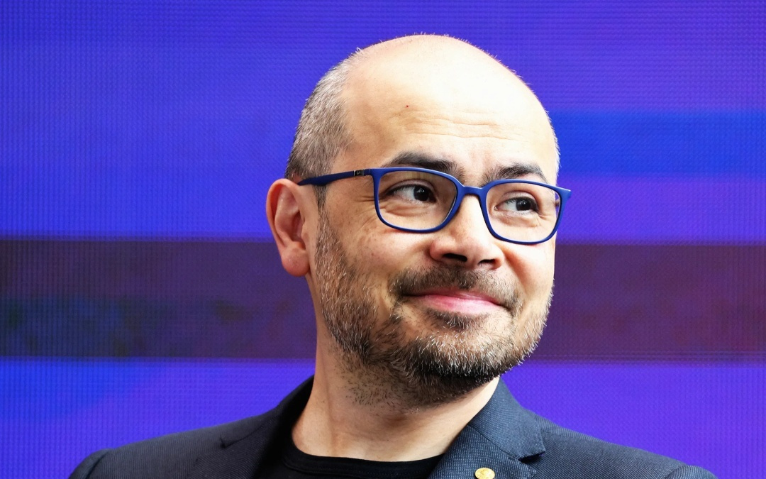 36个月大逆转！他带着谷歌AI杀回来了，下一步世界模型