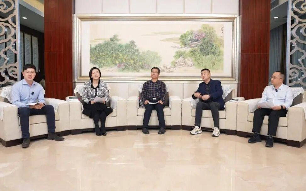 AI重塑公司治理,职场人亟需“人机合一”