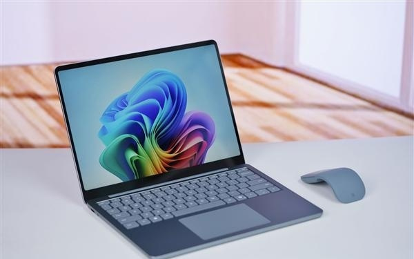 骁龙X Plus处理器加持！微软Surface Laptop 13图赏