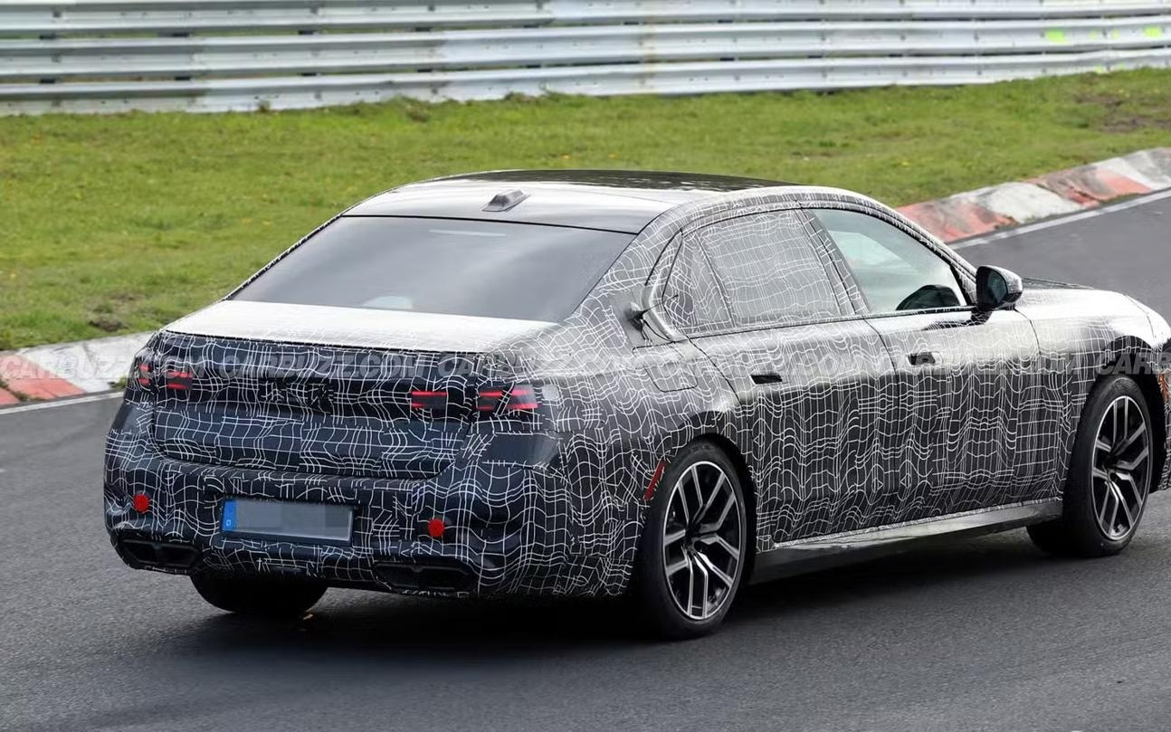 消息称宝马X5 M60将首发S68TÜ1 V8发动机：536马力+ 48V轻混