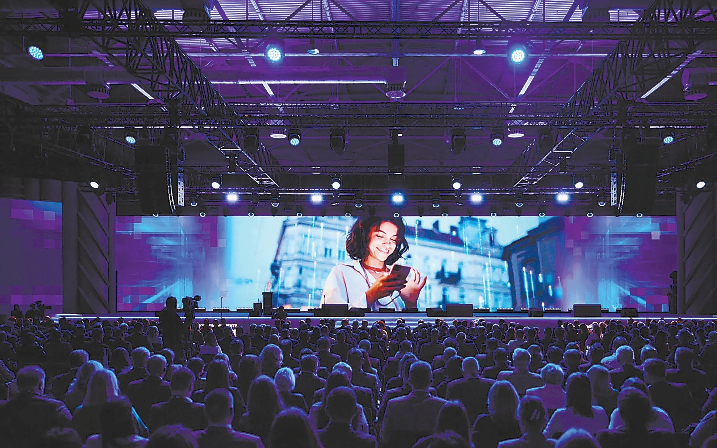 培养大批专业人才，加强国家技术主权，俄全方位拥抱人工智能与信息技术