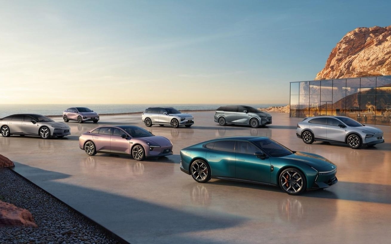 何小鹏:小鹏汽车今年物理AI相关研发投入预计提升至70亿元