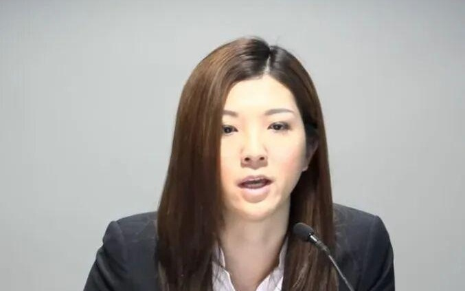 理想CEO李想，今天请浙江这位车主吃饭了！还送了一张卡：3年内可免费置换任意一款理想在售车型（含最新款）