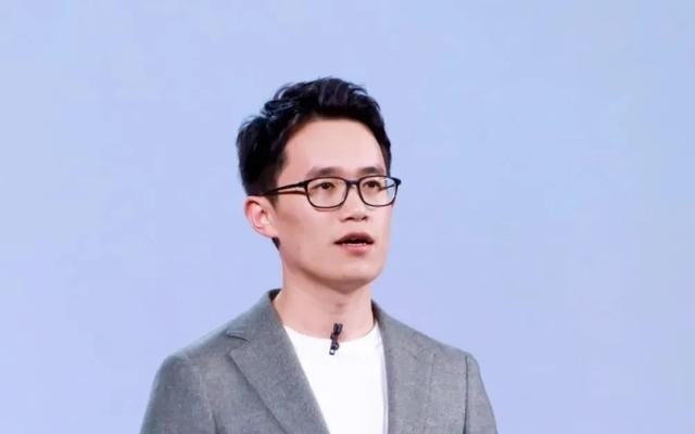 小米前高管王腾发招聘信息，有人提议“让雷军试试”，王腾警告：不要在我这调侃雷总，否则一律拉黑