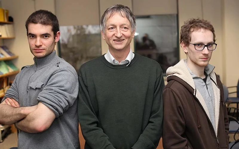 AI教父Hinton首爆十年前拍卖：我早已内定谷歌必赢！