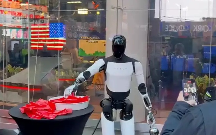 放弃动捕，全面转向纯视觉数据采集，特斯拉Optimus最新训练进展曝光！