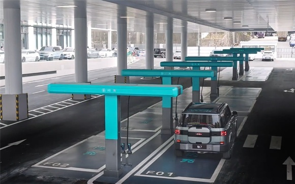 比亚迪闪充桩可连续给多少台电车充电 博主详解后放心了