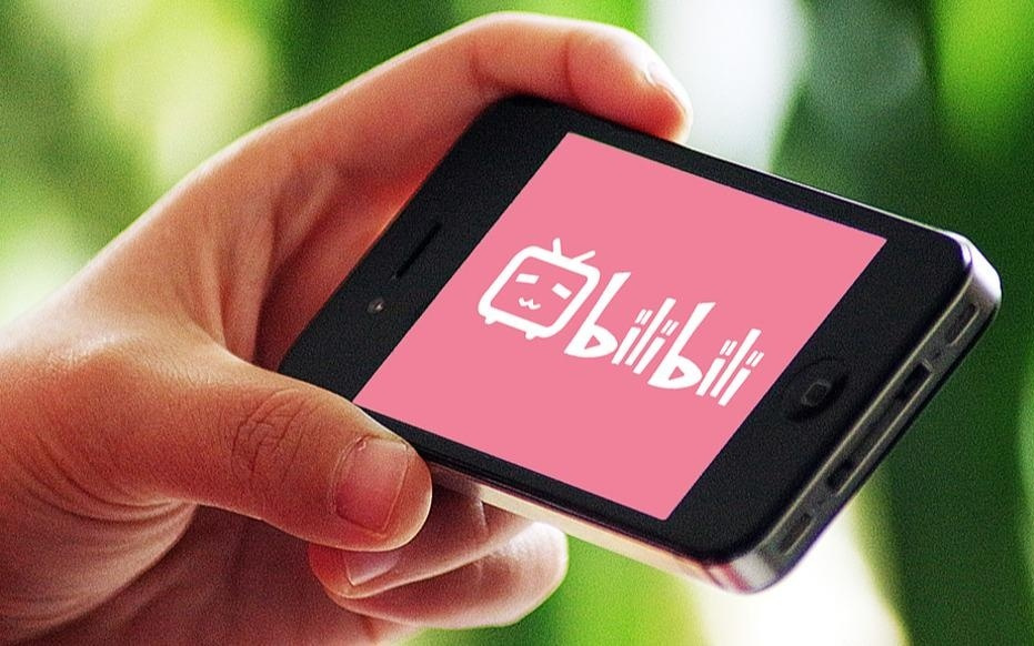 B站去年经调整净利近26亿元：首次实现全年盈利，广告收入增超两成