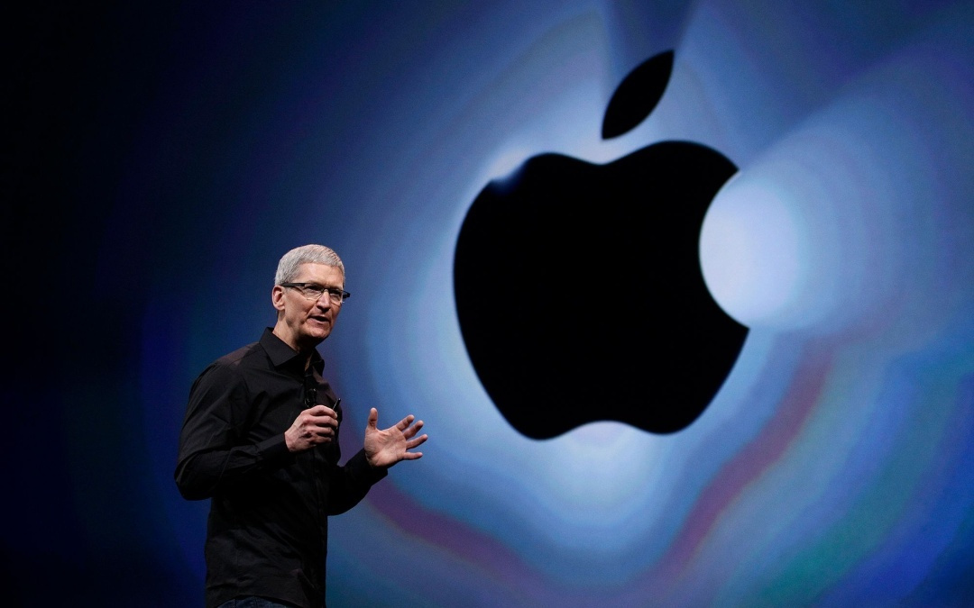 库克，终于开口谈了「退休」，但更让他焦虑的是 AI