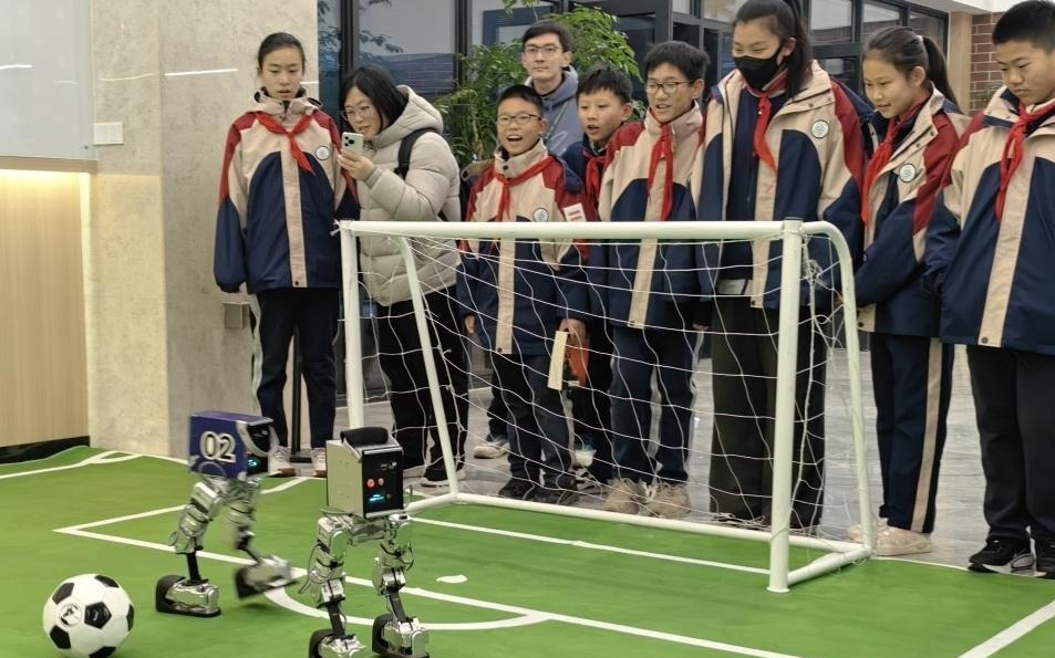 AI 如何赋能初中教育实践？这一全国研讨活动共探深度融合路径与未来