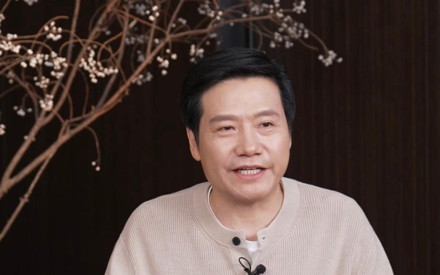 雷军回应小米辅助驾驶1000公里门槛降低呼吁，称下次OTA调整