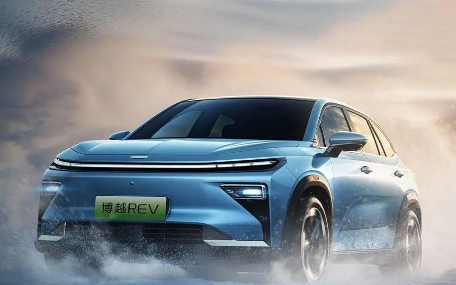 “长续航+高配置”抢滩10万元级市场,十周年献礼,吉利博越REV正式上市