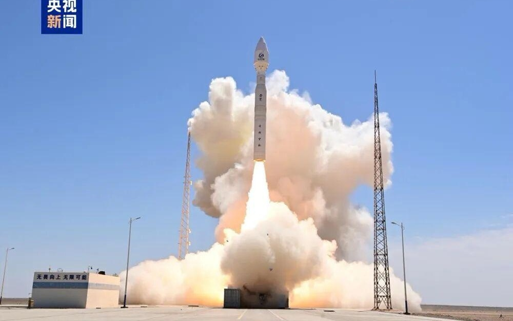 “一箭8星”，发射成功
