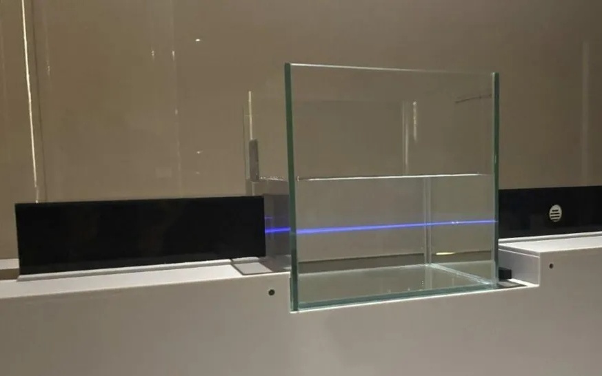 京瓷水下激光通信技术突破：5.2Gbps无线传输，摆脱线缆束缚